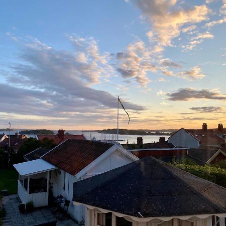 Laegenhet Med Havsutsikt Lejlighed Strömstad Eksteriør billede